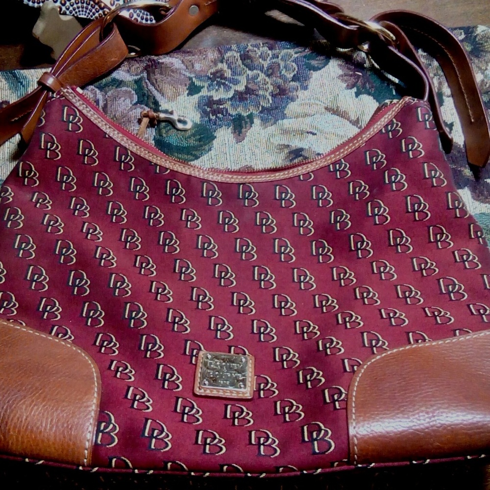 Dooney & Bourke large handbag